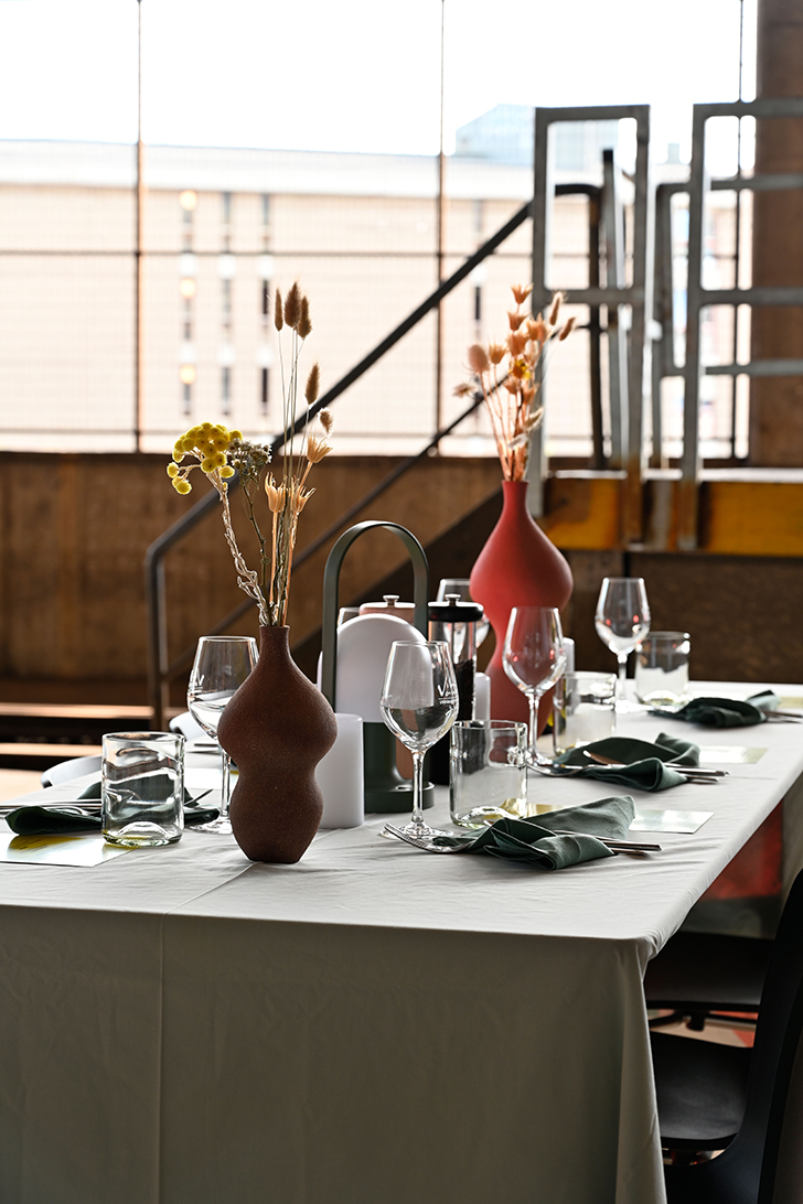 /blog/6821b3b140cc7_2024_Design-Dinners_JPG4_c-Matilde-Croxatto_Lausanne-a-table.jpg